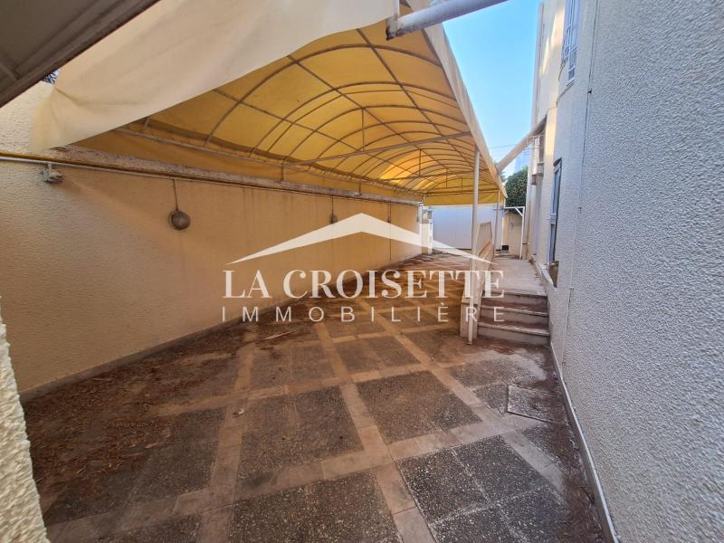 Villa S+6 à La Marsa